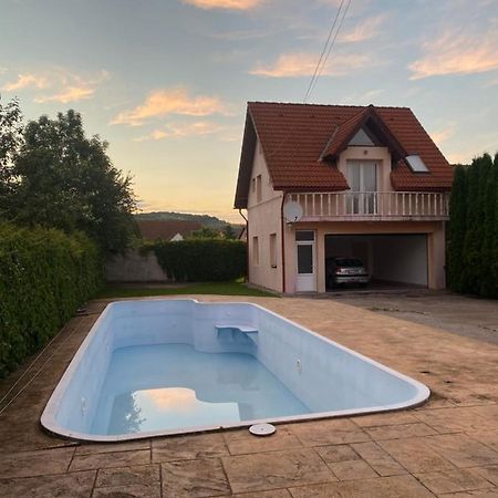 Apartmán Casa Flavia Sancraiu de Mures Exteriér fotografie